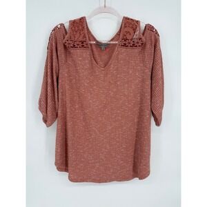 Absolutely Famous Sz 1X Pink‎ Cold Shoulder Top Women's Crochet Knit Ribbed